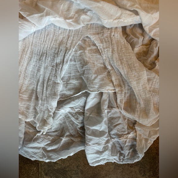 Chic White Sleeveless Maxi Dress - Picture 3 of 5